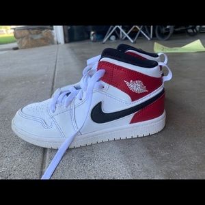 Youth Air Jordan semi new